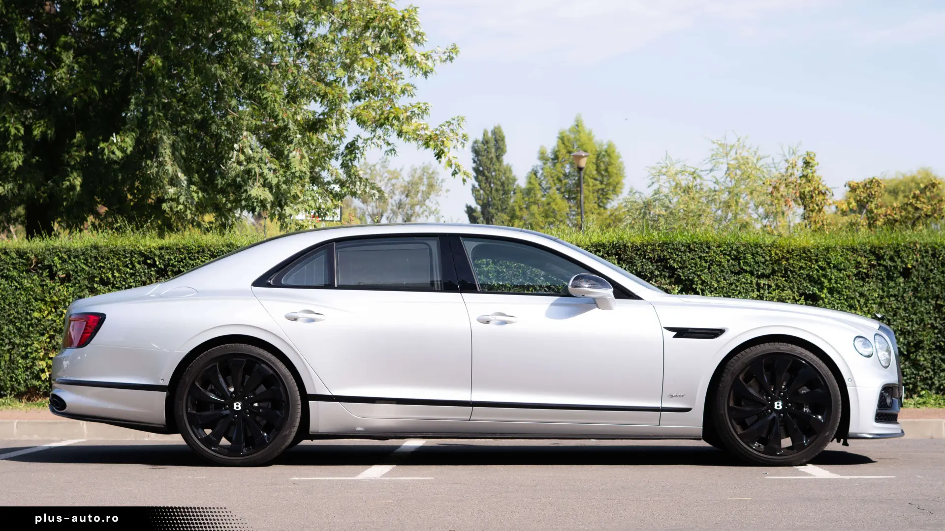 Bentley Flying Spur Hybrid - Panoramic-Carbon-Night Vision