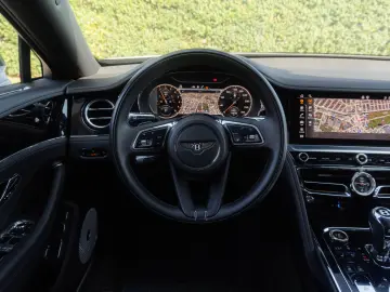 Bentley Flying Spur Hybrid - Panoramic-Carbon-Night Vision