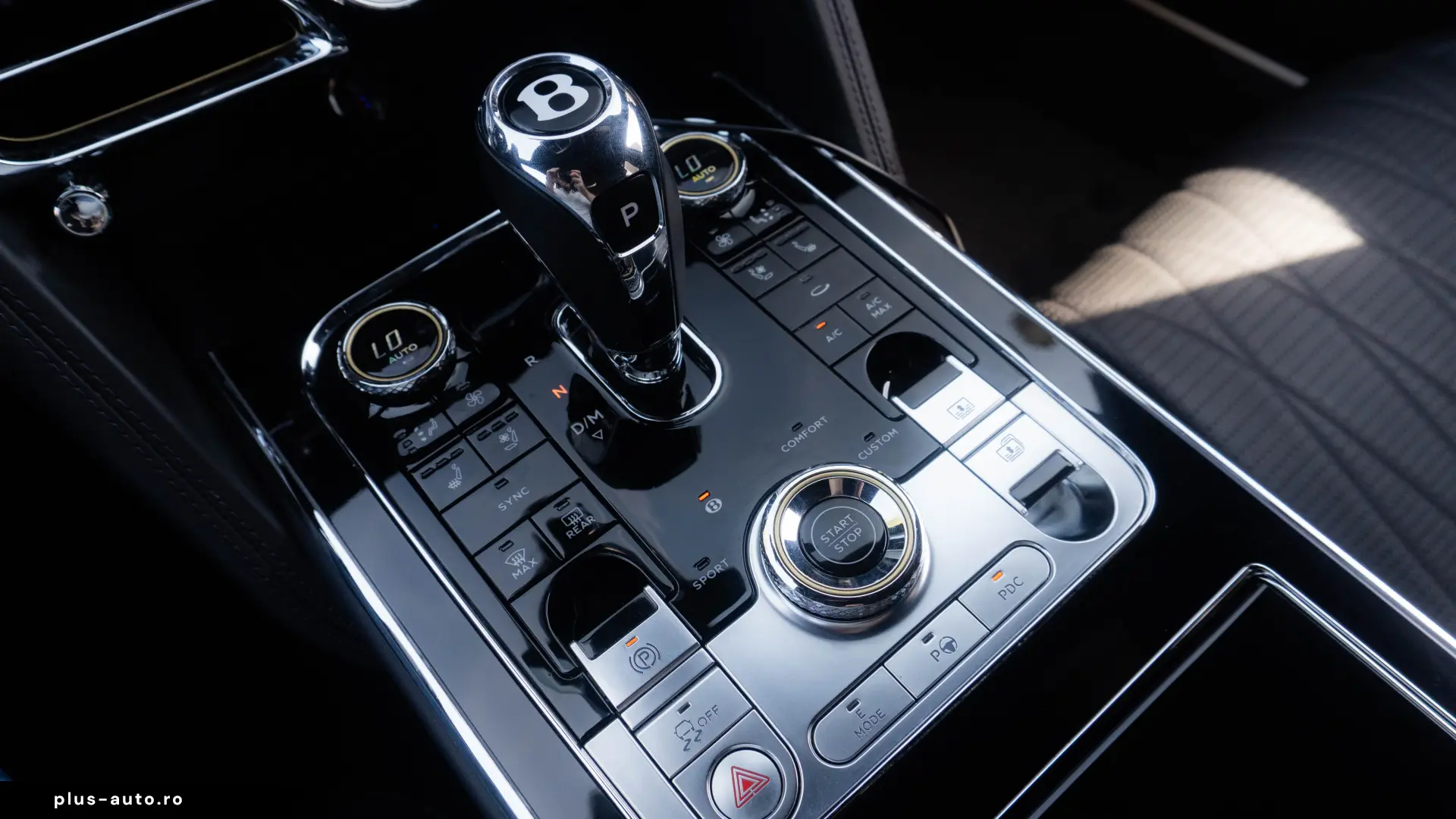 Bentley Flying Spur Hybrid - Panoramic-Carbon-Night Vision