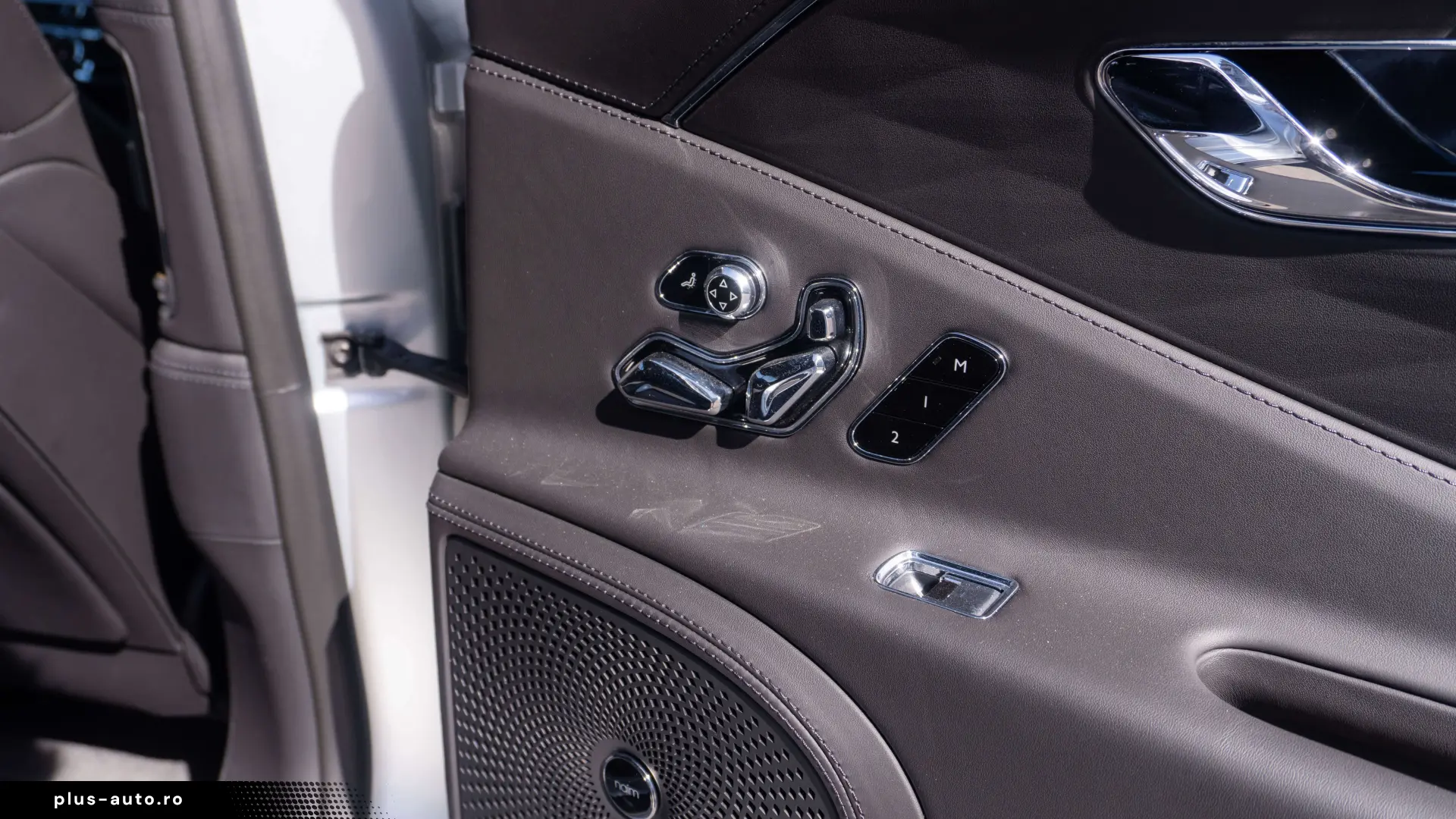 Bentley Flying Spur Hybrid - Panoramic-Carbon-Night Vision