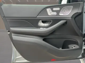 MERCEDES-BENZ GLE 300d 4MATIC Coupé AMG PANO 360 HUD…