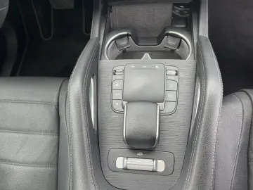 MERCEDES-BENZ GLE 300d 4MATIC Coupé AMG PANO 360 HUD…