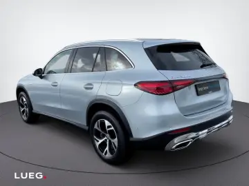 MERCEDES-BENZ GLC 300 e 4 M AVANTGARDE AHK SITZHZG F…