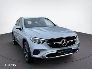 MERCEDES-BENZ GLC 300 e 4 M AVANTGARDE AHK SITZHZG F&hellip;