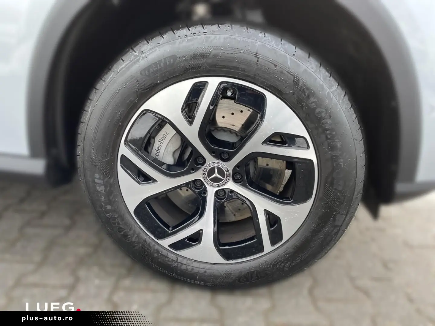 MERCEDES-BENZ GLC 300 e 4 M AVANTGARDE AHK SITZHZG F&hellip;