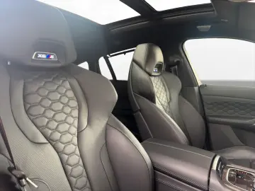 BMW X6 M Competition B&W Drivers Pack Sky Lounge