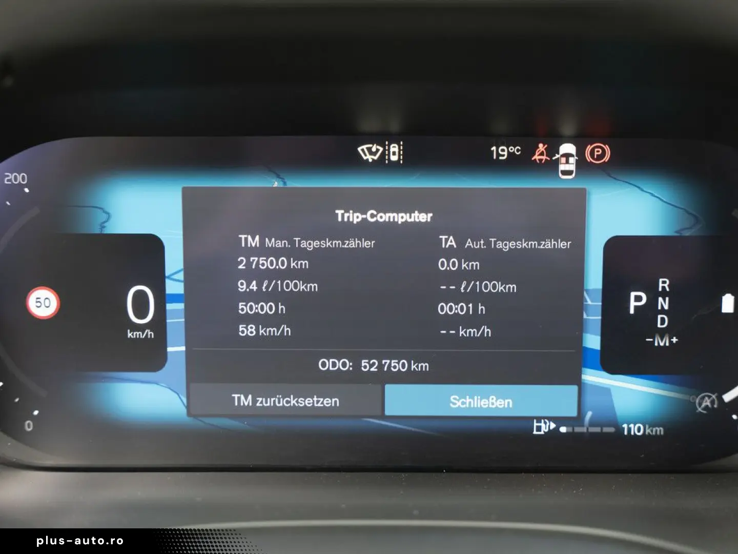 VOLVO XC60 B5 AWD Plus Dark FACEL. LED KAMERA H K PANO