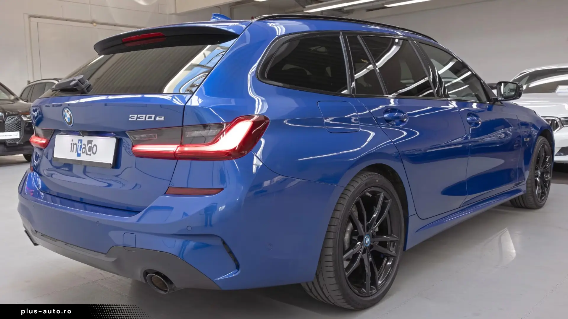 BMW 330xe Touring M Sport Laser HUD ParkAss AHK Pano