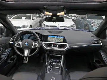 BMW 330xe Touring M Sport Laser HUD ParkAss AHK Pano