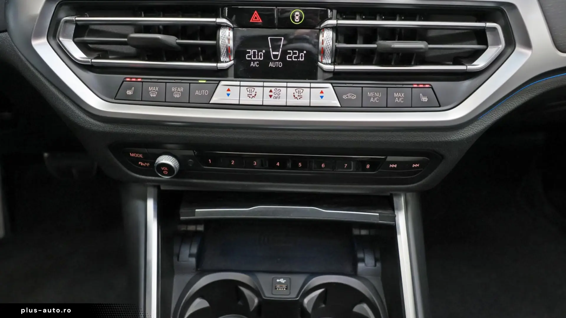 BMW 330xe Touring M Sport Laser HUD ParkAss AHK Pano