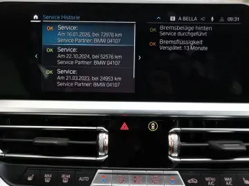 BMW 330xe Touring M Sport Laser HUD ParkAss AHK Pano