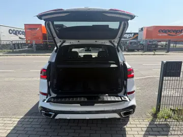 BMW X5 xDrive 30 d M Sport Sky Lounge FINANZIERUNG