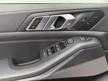 BMW X5 40d xDrive M-Sport Sky-Lounge Laser HUD H&K