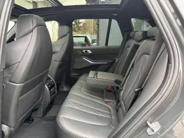 BMW X5 40d xDrive M-Sport Sky-Lounge Laser HUD H&K