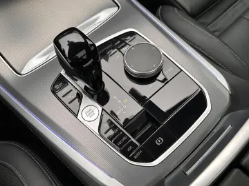 BMW X5 40d xDrive M-Sport Sky-Lounge Laser HUD H&K