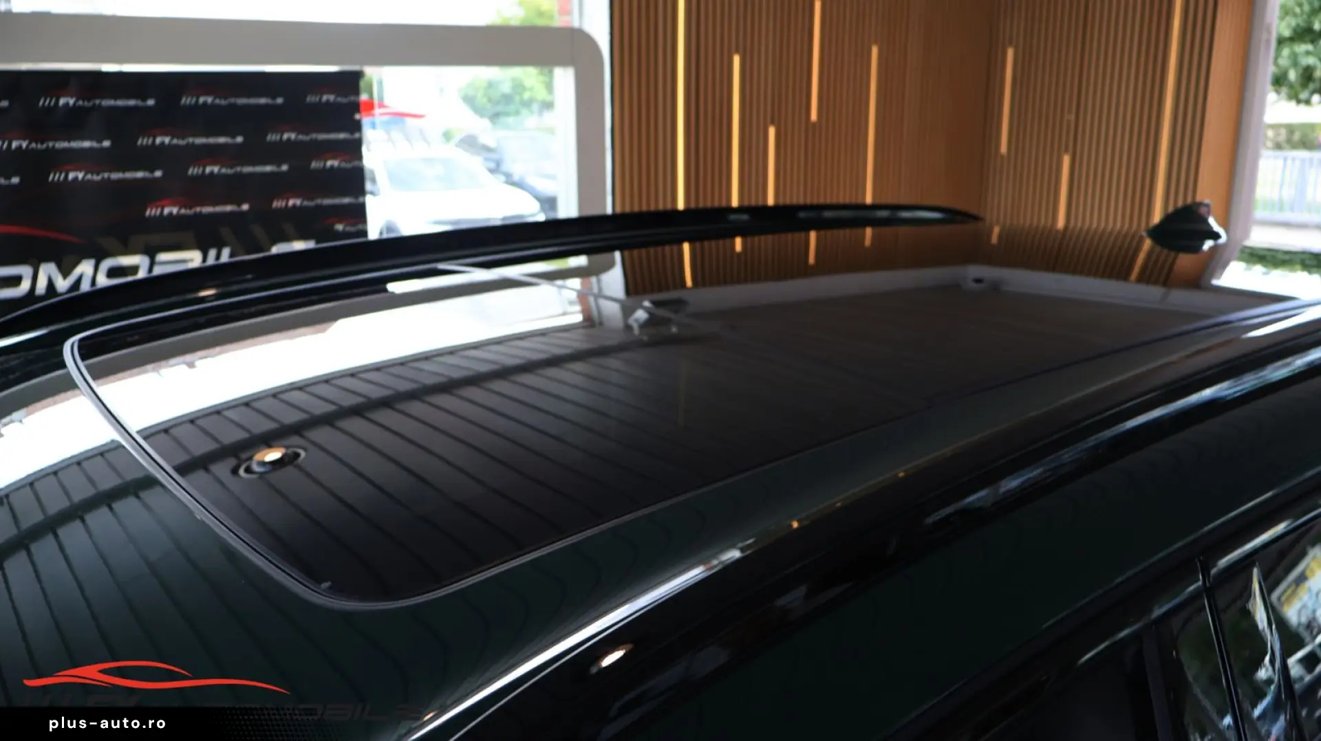 BMW X5 M Competition Individual  Sky Lounge  HUD