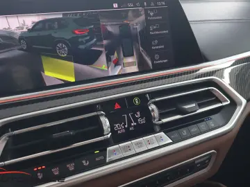 BMW X5 M Competition Individual  Sky Lounge  HUD