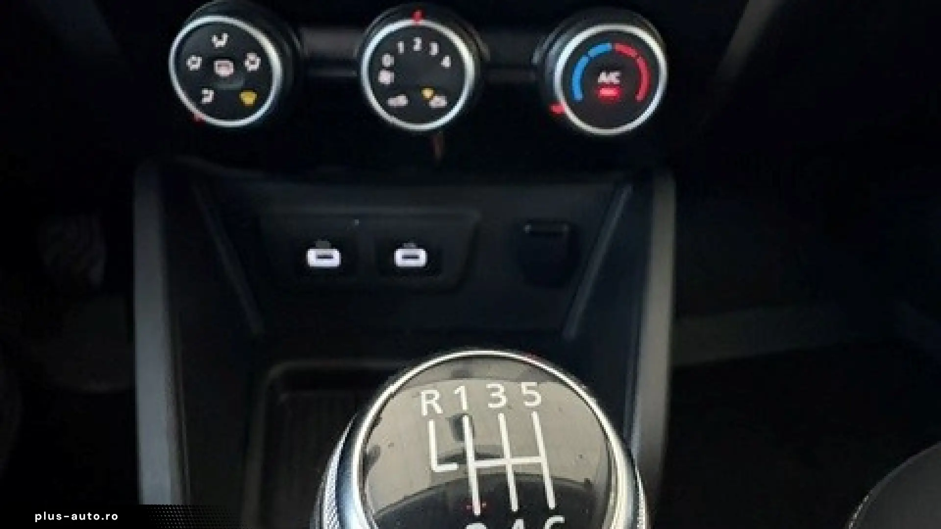 Dacia Duster Blue dCi 115 4WD Echipare  Comfort