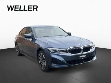 BMW 330e xDrv. 427 - 0Anz LiCPro HK PA  DAPro Adt.LE