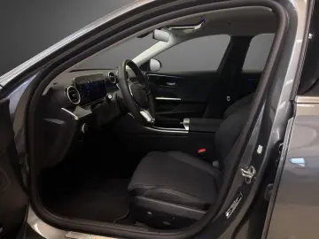 Mercedes-Benz C 200 T Avantgarde Blind Spot Winter Package