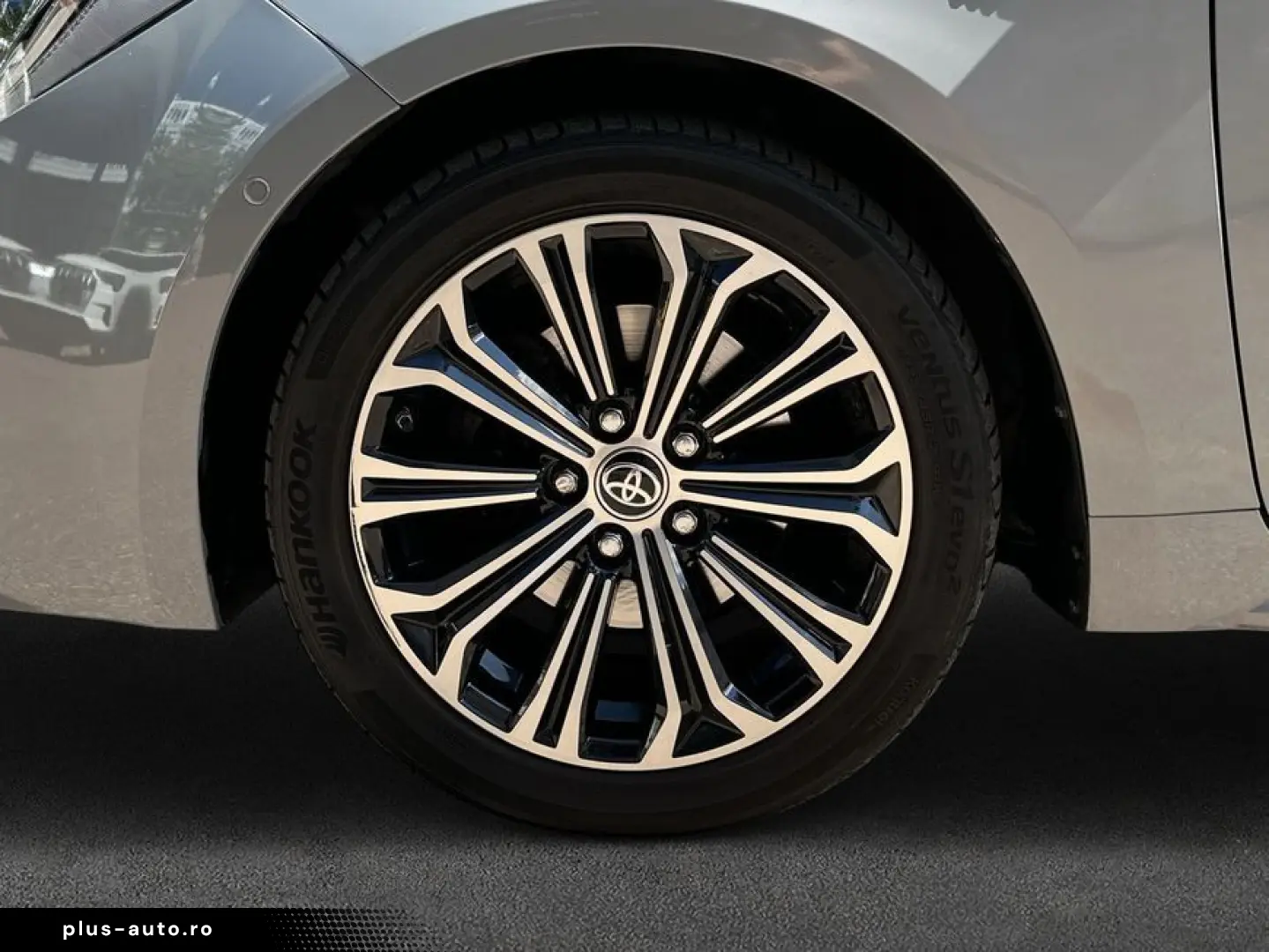 TOYOTA Corolla 2.0 Hybrid Touring Sports Team Deutschla