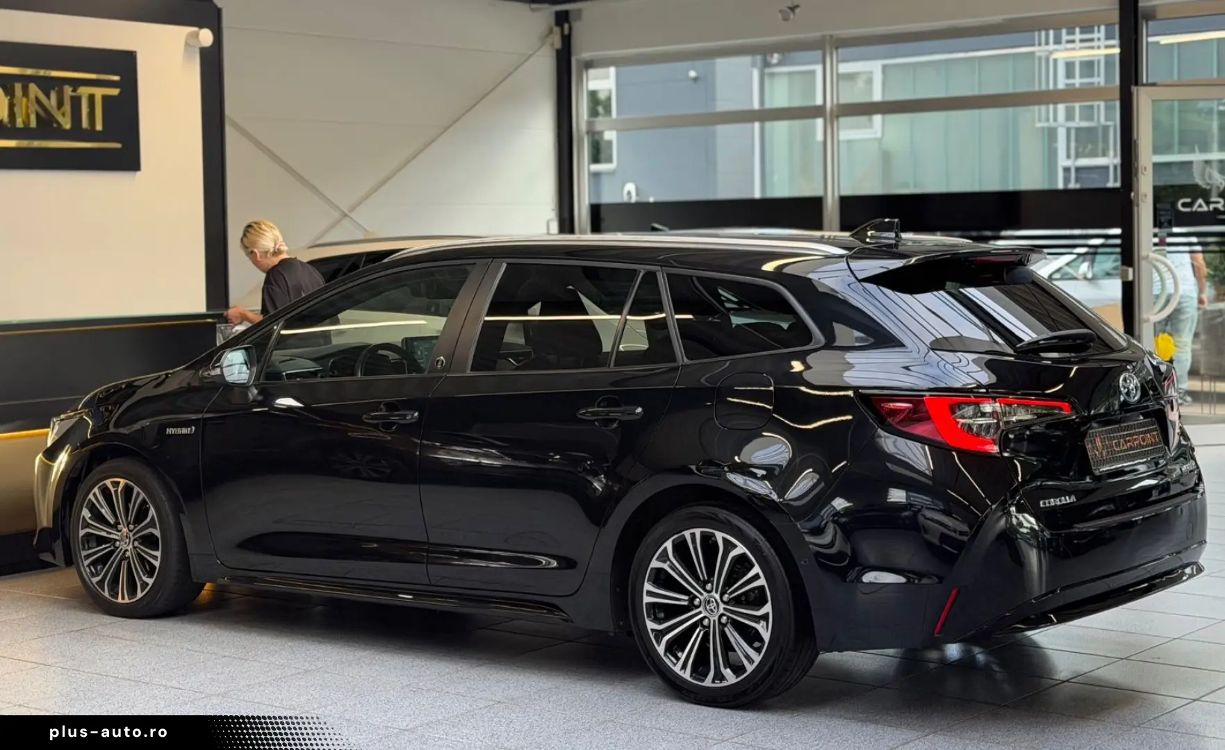 TOYOTA Corolla Touring Sports Hybrid Team D LED Navi BT