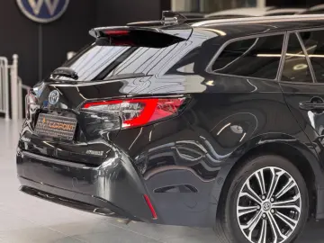 TOYOTA Corolla Touring Sports Hybrid Team D LED Navi BT