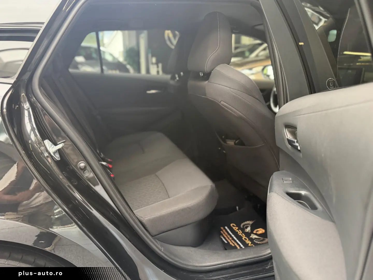 TOYOTA Corolla Touring Sports Hybrid Team D LED Navi BT