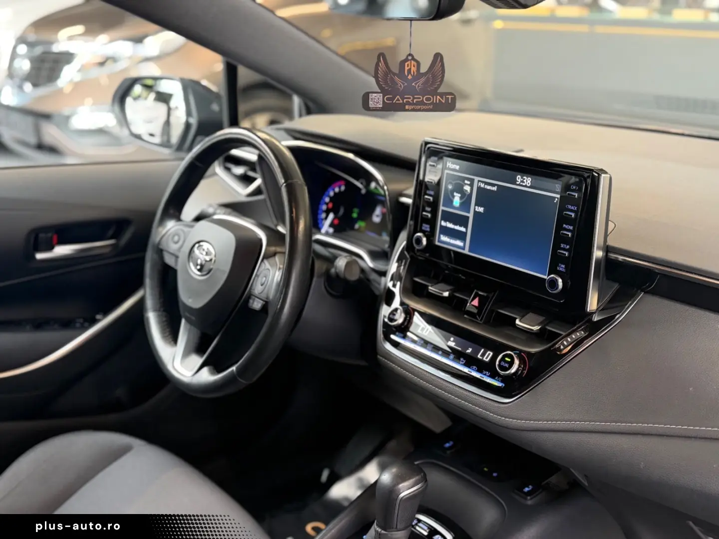 TOYOTA Corolla Touring Sports Hybrid Team D LED Navi BT