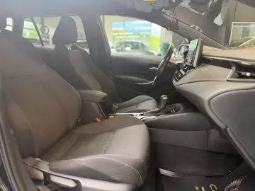 TOYOTA Corolla Touring Sports Hybrid Team D LED Navi BT