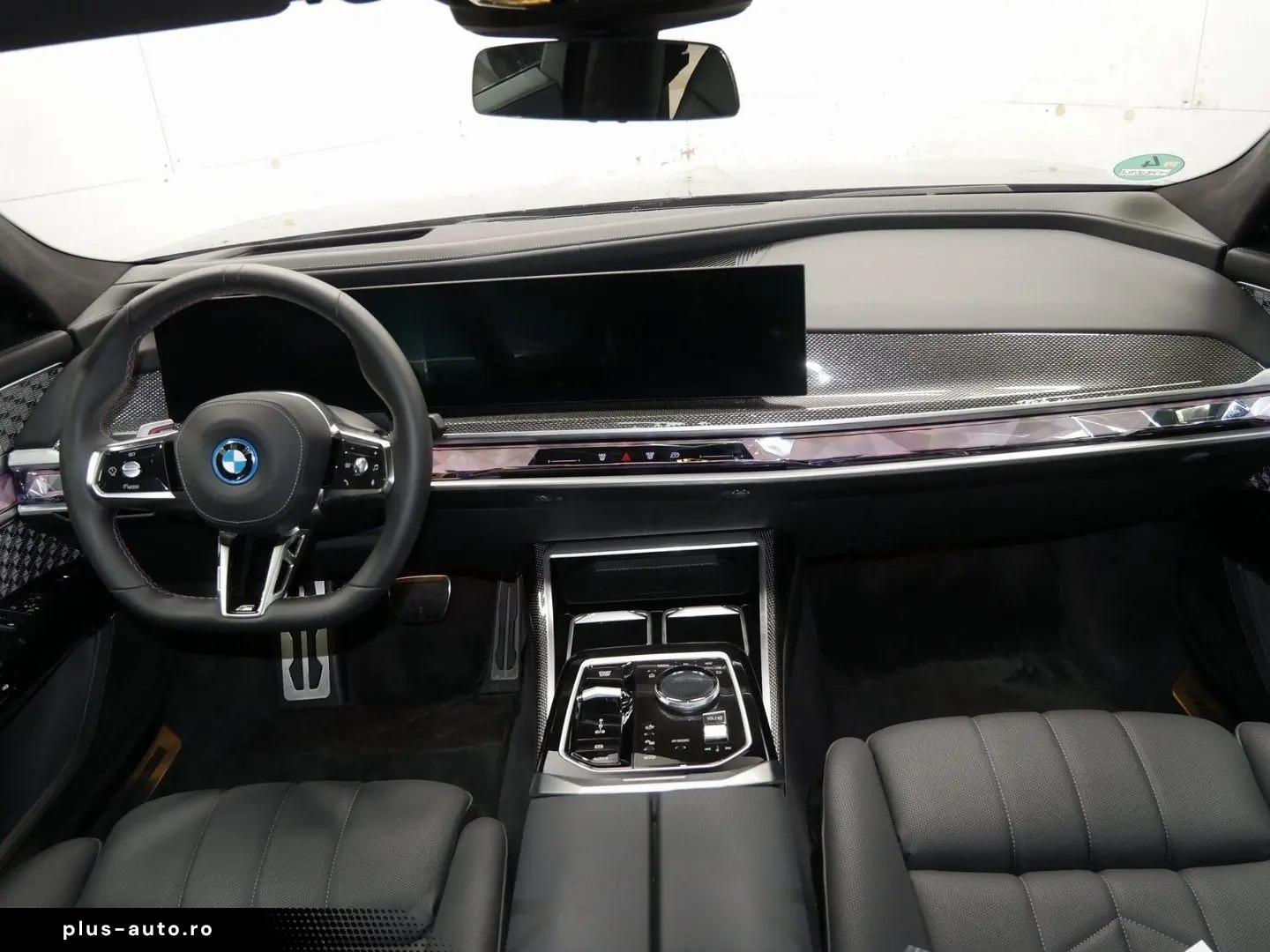 BMW i7 M70 xDrive Pano-Sky B&W TV Lounge Massage