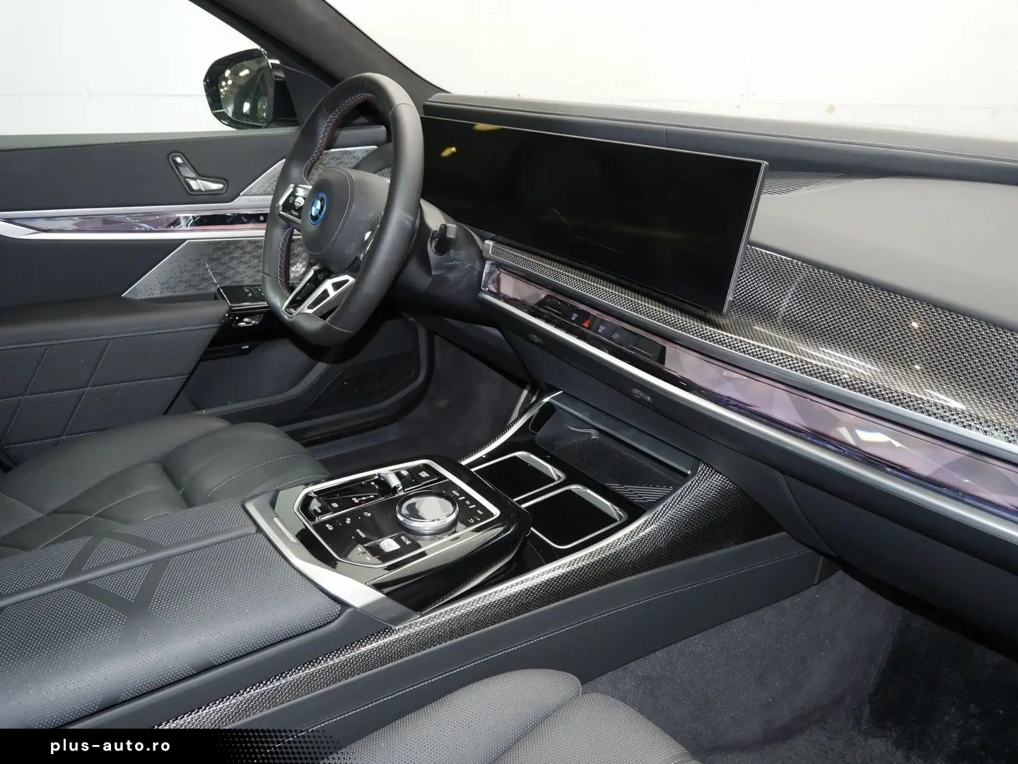 BMW i7 M70 xDrive Pano-Sky B&W TV Lounge Massage