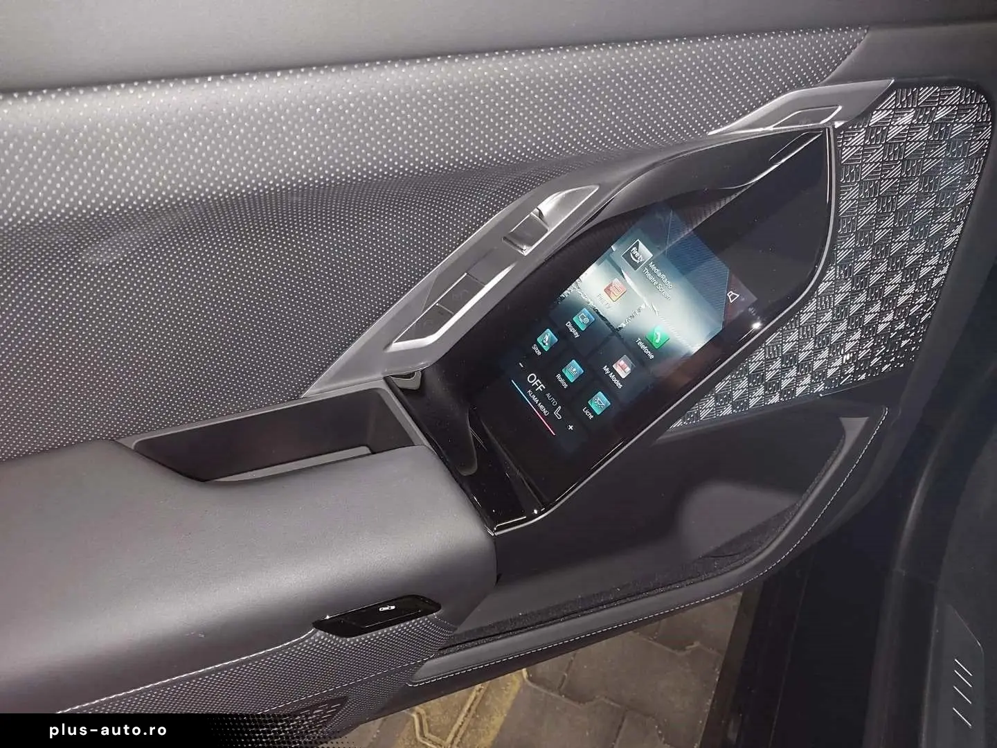 BMW i7 M70 xDrive Pano-Sky B&W TV Lounge Massage