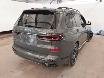 BMW X7 xDrive40d M Paket Pro Sky Lounge Standheiz. A
