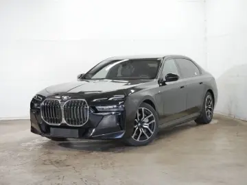 BMW 750 e xDrive M Sport Sky-Lounge Massage Iconic G