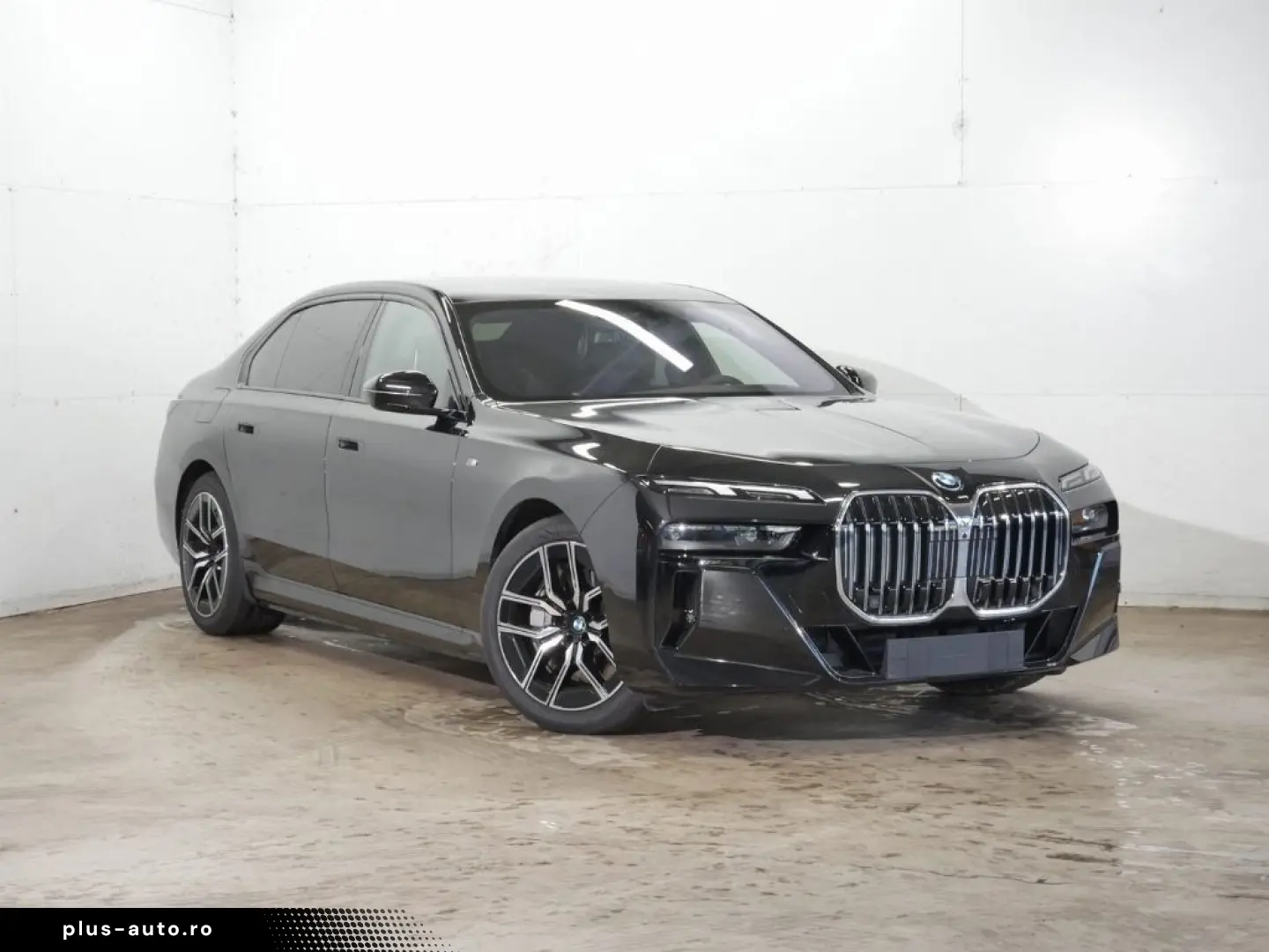 BMW 750 e xDrive M Sport Sky-Lounge Massage Iconic G