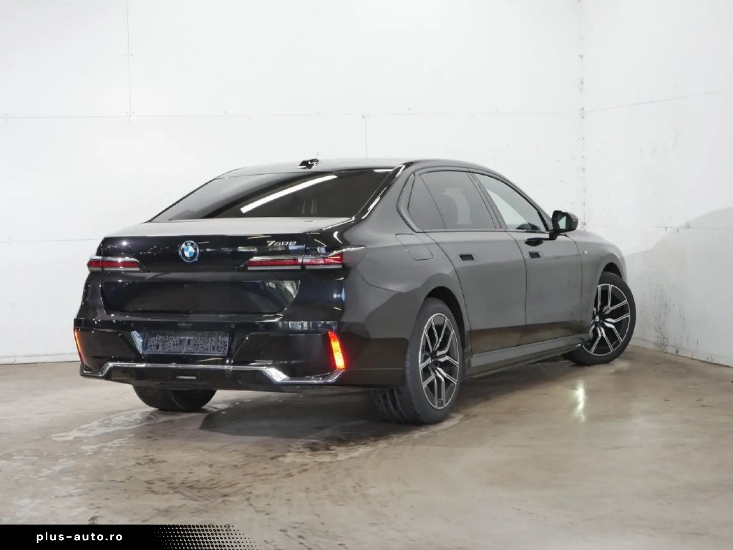 BMW 750 e xDrive M Sport Sky-Lounge Massage Iconic G