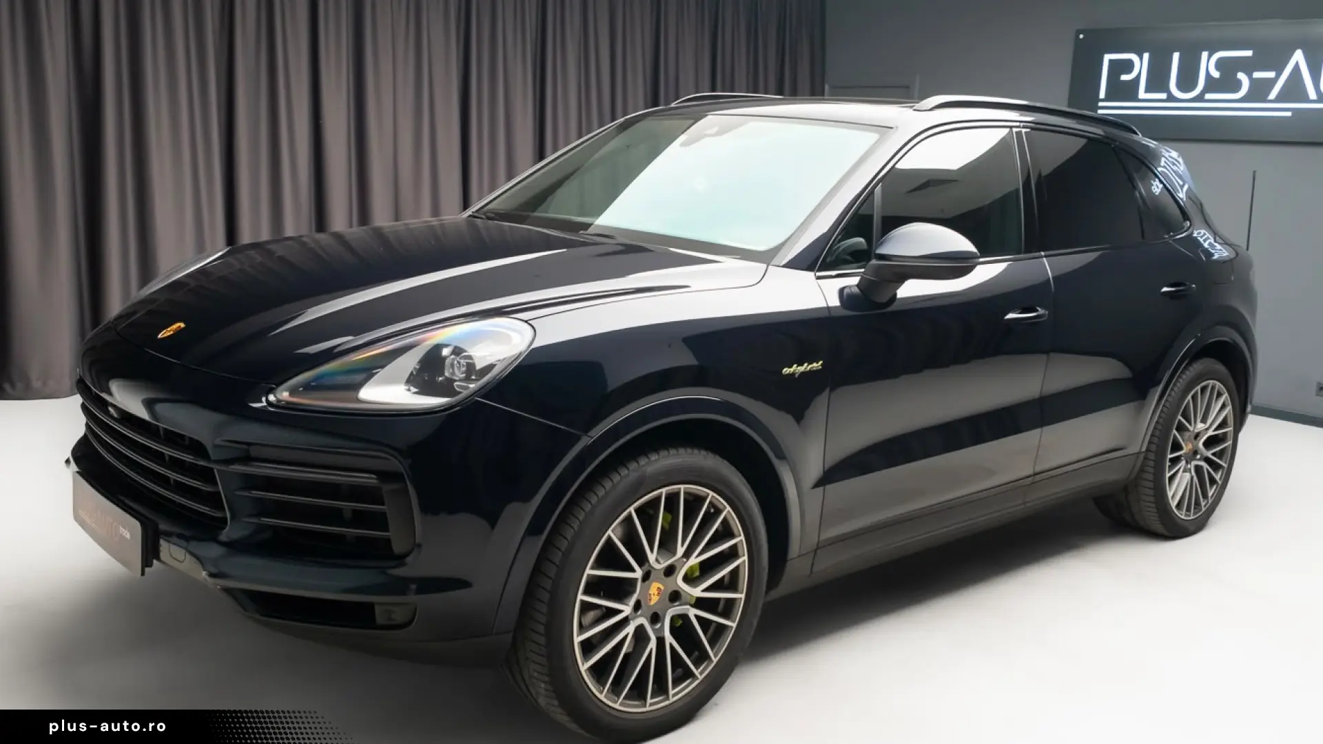 Porsche Cayenne E-Hybrid Platinum Edition PANO 360  etc