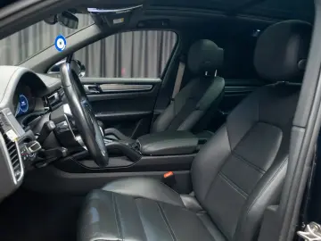 Porsche Cayenne E-Hybrid Platinum Edition PANO 360  etc