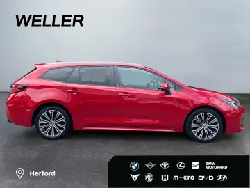 TOYOTA Corolla 2.0 Hybrid TS Team D  Technik Paket Navi