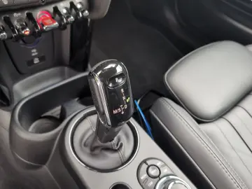 MINI John Cooper Works Cabrio Navi Harman K Head-Up