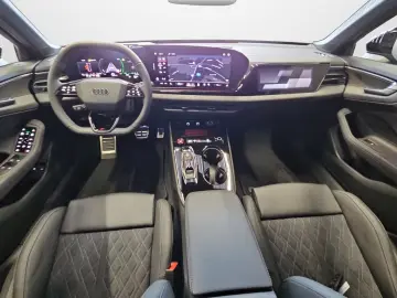 Audi A5 Avant e-hybrid S tronic quattro MMI experience