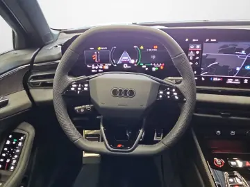 Audi A5 Avant e-hybrid S tronic quattro MMI experience