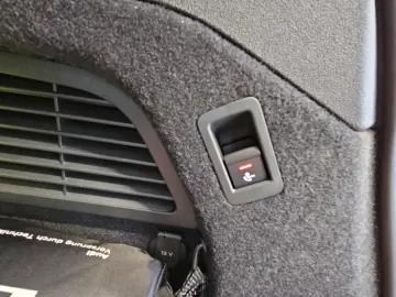 Audi A5 Avant e-hybrid S tronic quattro MMI experience