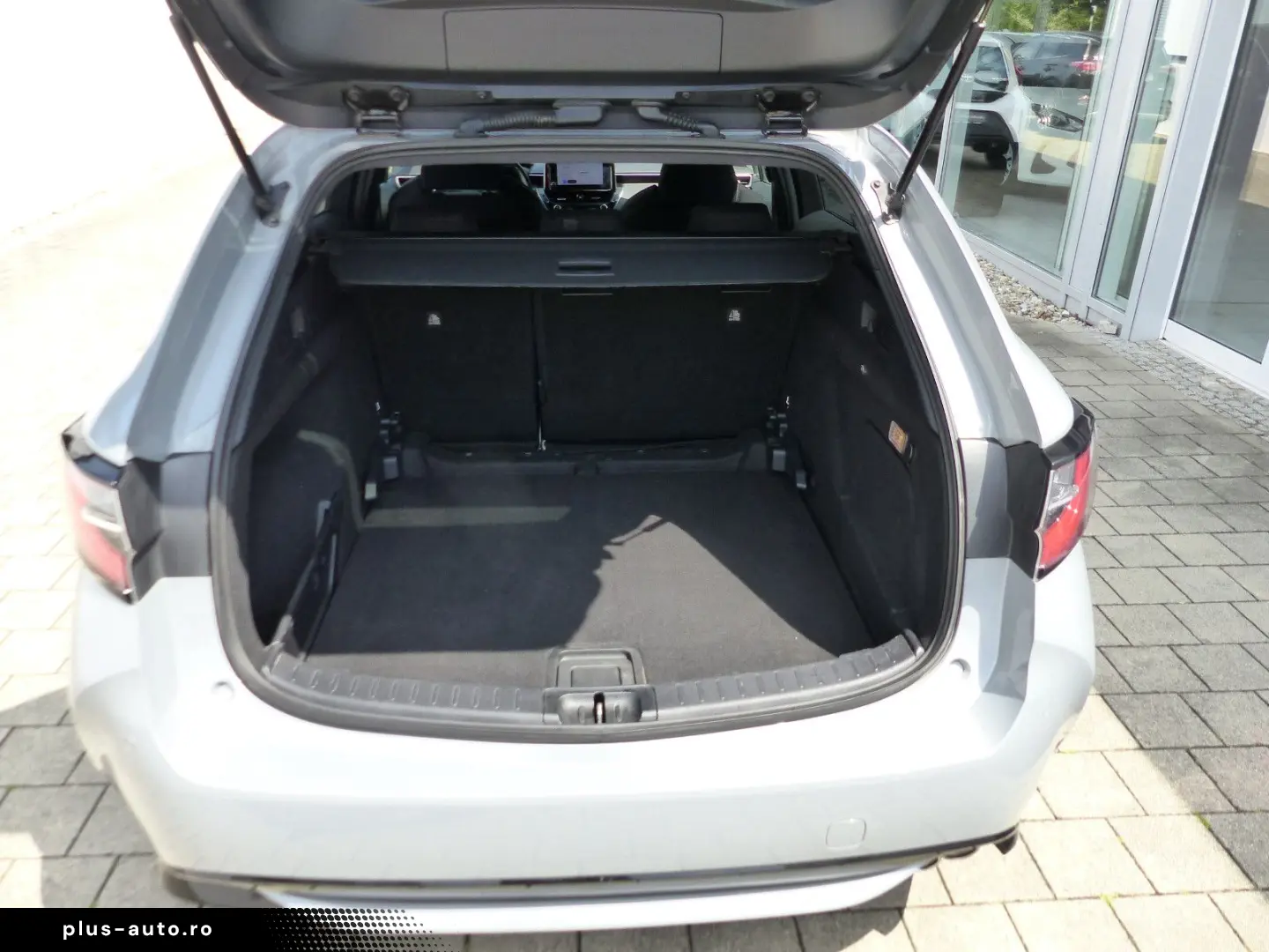 TOYOTA Corolla TS 2.0 Hybrid TeamD & Techpaket Totwink
