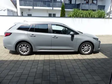 TOYOTA Corolla TS 2.0 Hybrid TeamD & Techpaket Totwink