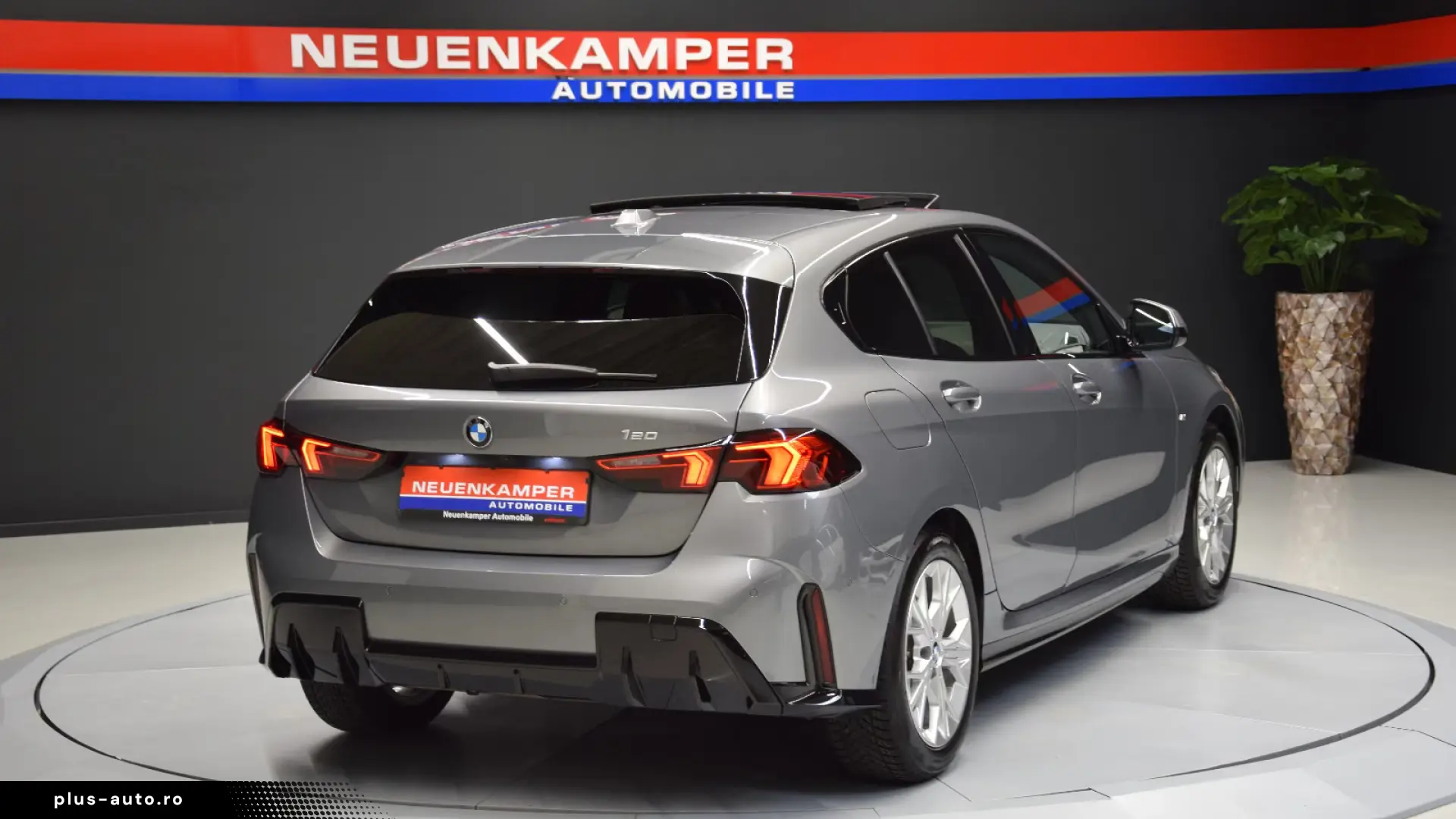 BMW 120i M Sport Panorama Alcantara AHK Kamera DSC