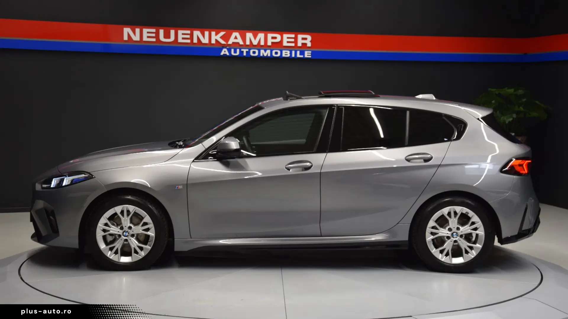BMW 120i M Sport Panorama Alcantara AHK Kamera DSC