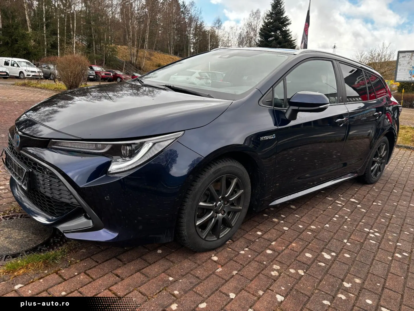 TOYOTA Corolla Touring Sports Hybrid TeamD AHK gepflegt