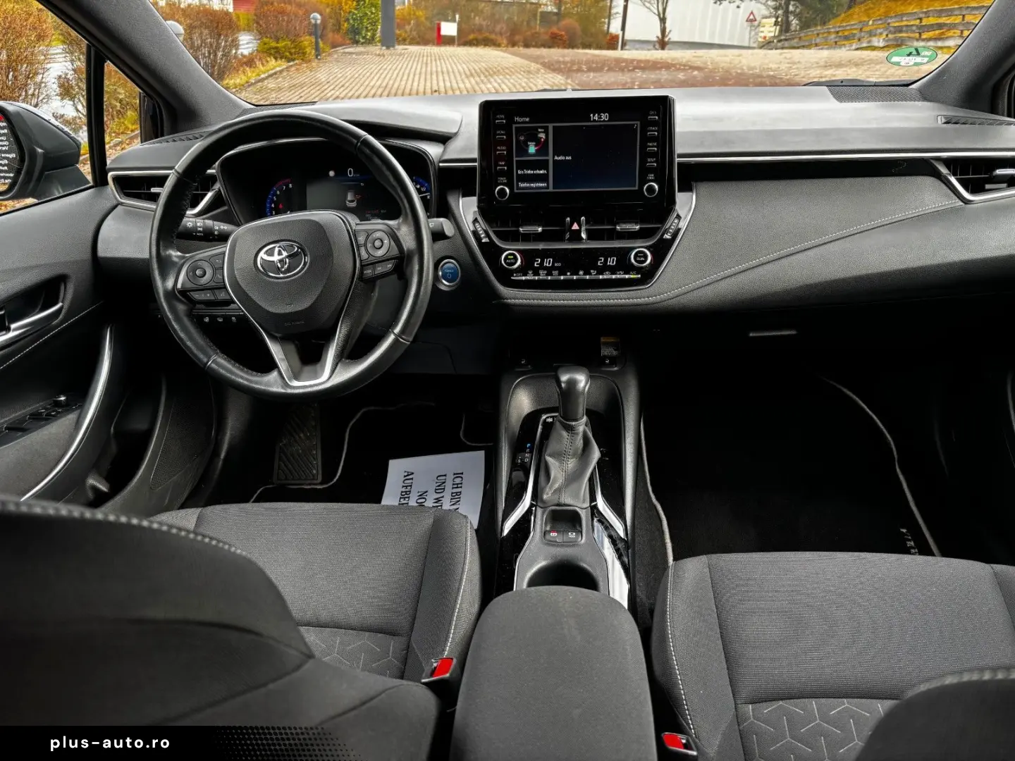 TOYOTA Corolla Touring Sports Hybrid TeamD AHK gepflegt